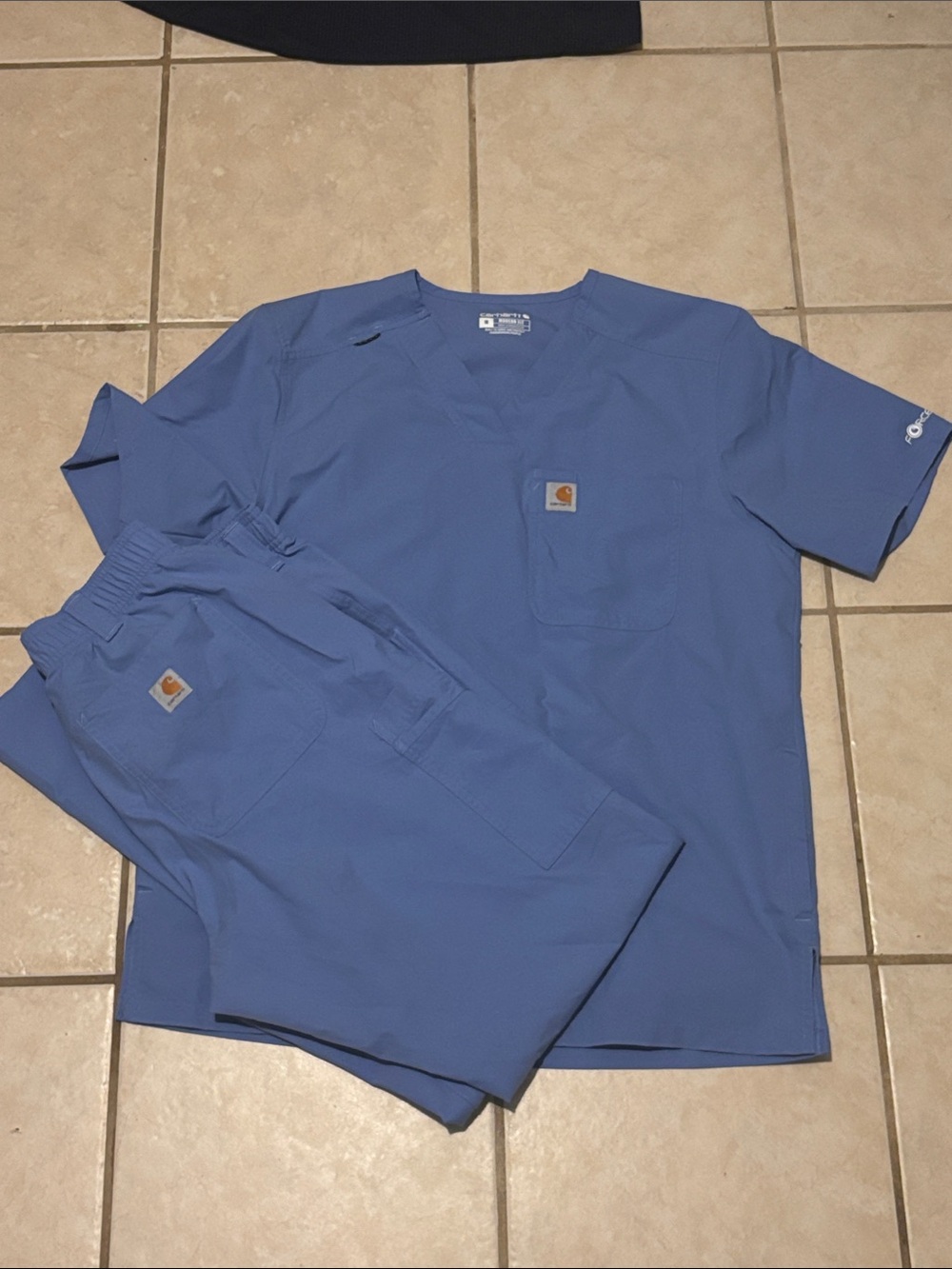 Carhartt Men’s Light Blue V-Neck Scrub Top